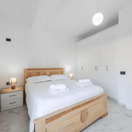 The Seafront Haven By Ps Apartment Durres
